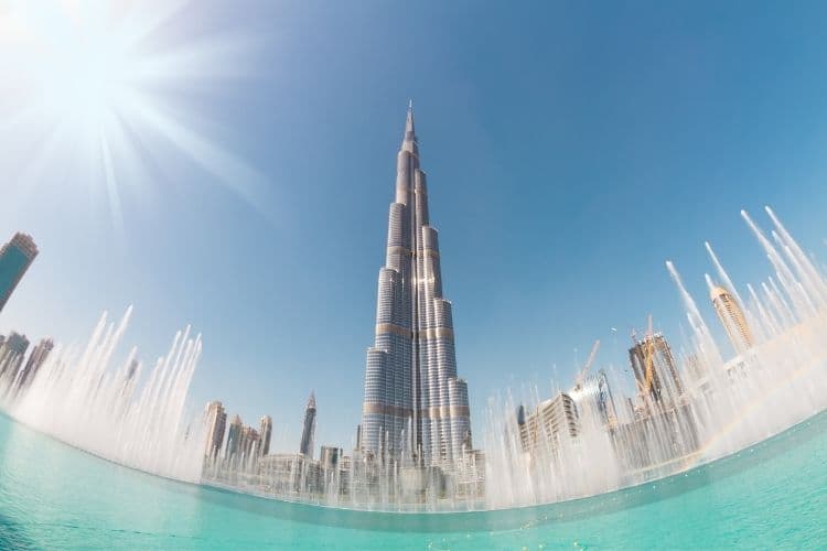 What is the Best Time to Visit the Burj Khalifa clicktoguide