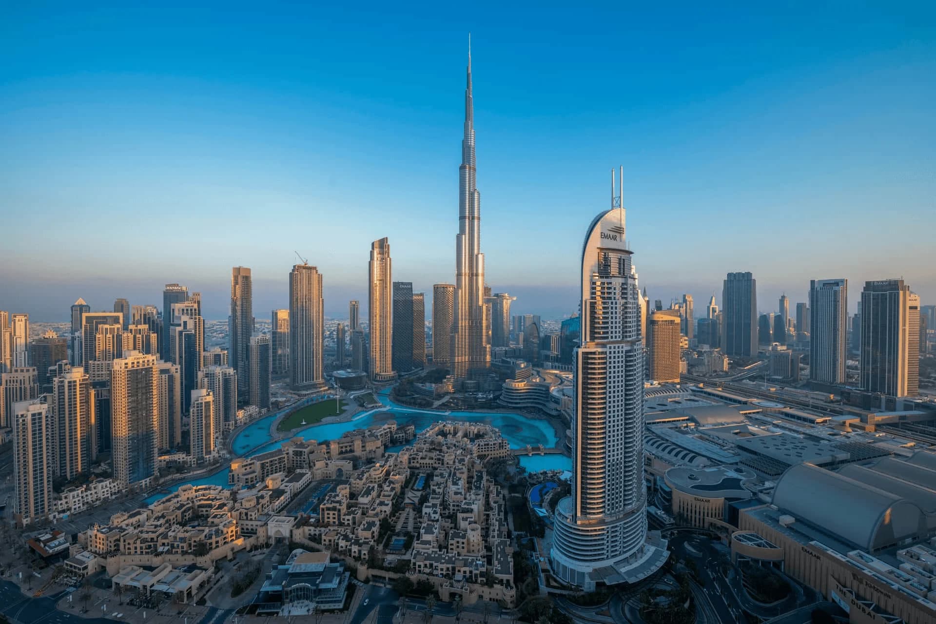 Best Time to Visit Burj Khalifa: Complete Guide for Views, Weather & Crowds clicktoguide