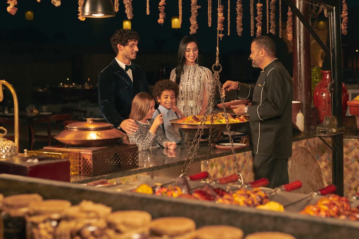 Al Hadheerah - Family Dinner