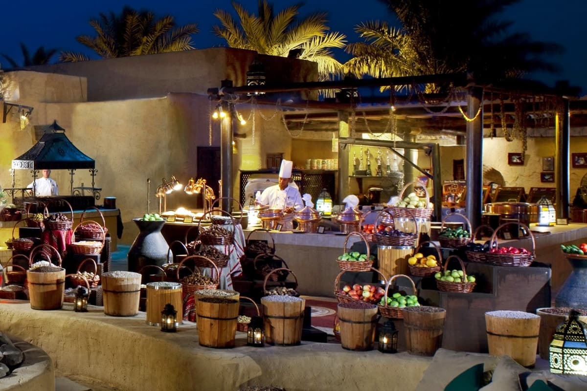 Al Hadheerah - Chef Buffet