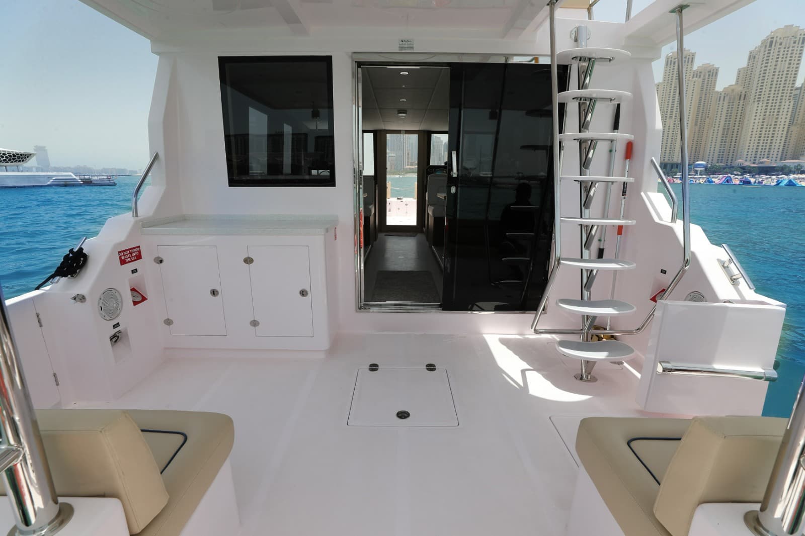 Calypso Sunset Cruise – Dutch