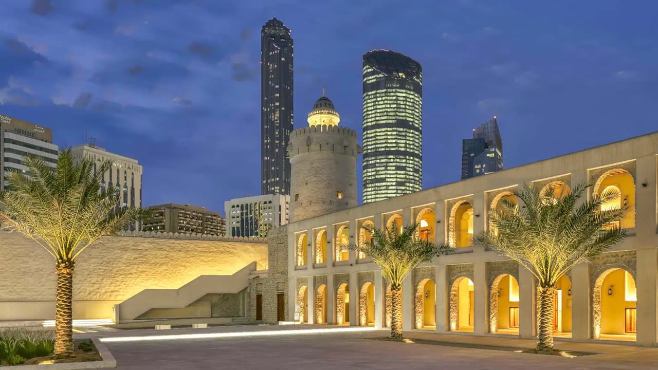 SeaWorld Abu Dhabi + Free Qasr Al Hosan - clicktoguide