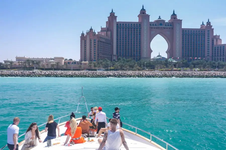 Marina Yacht Tour Atlantis The Palm