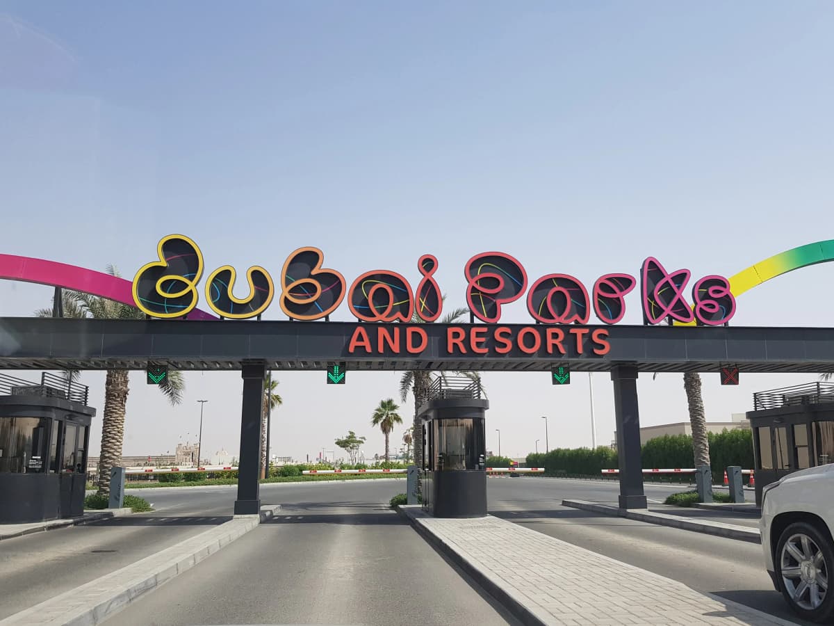 Dubai Parks 1 Day 1 Park with Transfer - clicktoguide