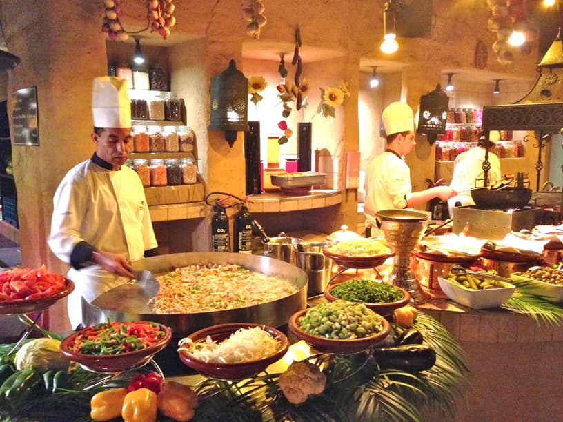 Al Hadheerah - Chef Food Buffet