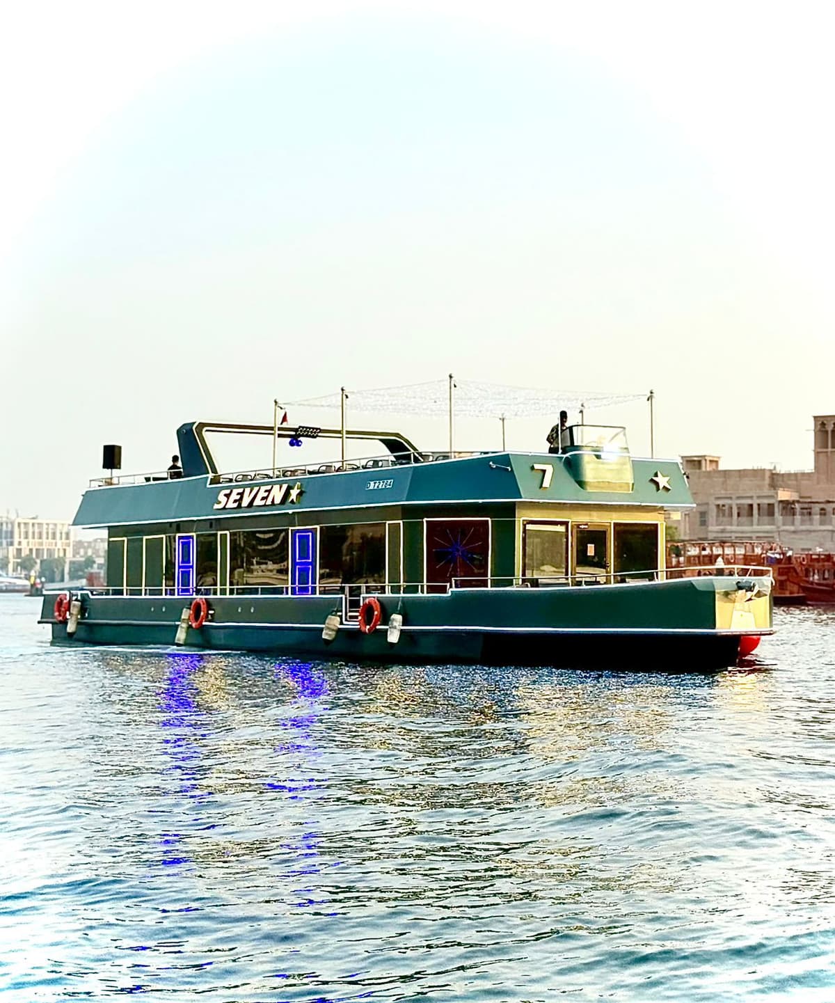 Premium Dinner Cruise in Dubai Creek Long View 