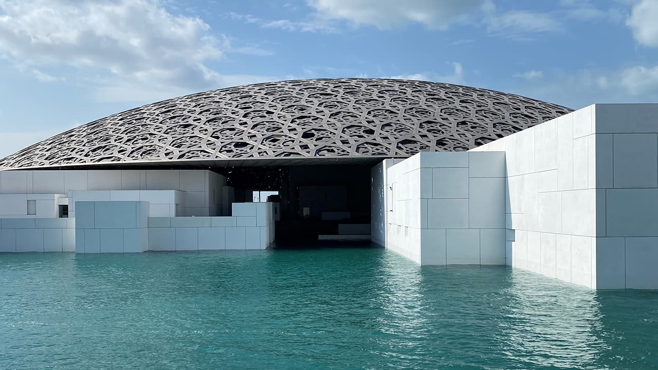 Yas Water World + Louvre Abu Dhabi - clicktoguide