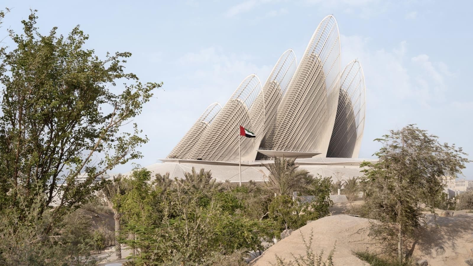Louvre Abu Dhabi + Zayed National Museum - clicktoguide