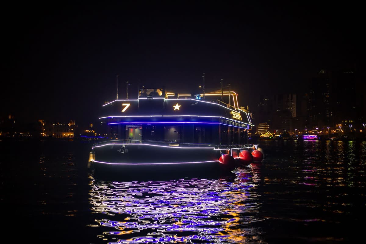 Premium Dinner Cruise in Dubai Creek