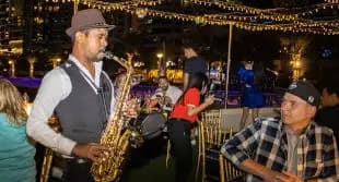 90 Minutes Marina Cruise - Music