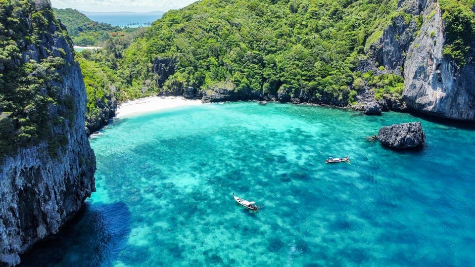 Maya, Phi Phi, and Bamboo Island Day Trip