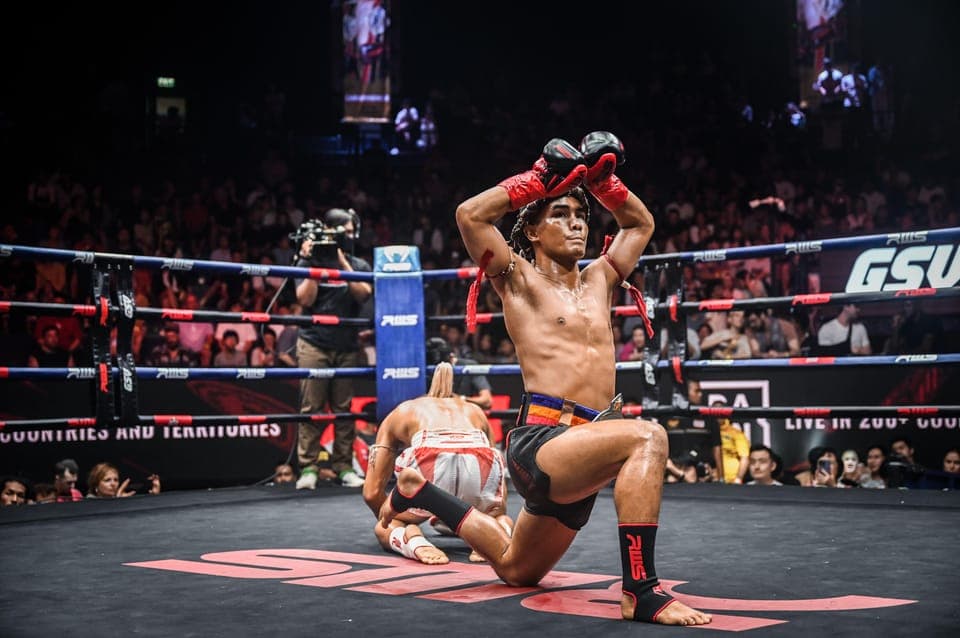 Muay Thai Boxing Tickets at Rajadamnern Stadium