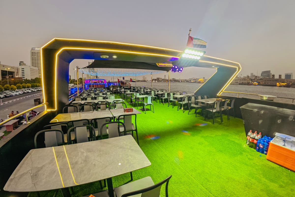 Premium Dinner Cruise in Dubai Creek From Roof 