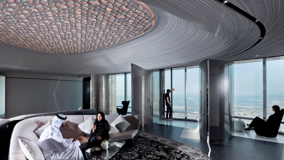 Burj Khalifa 148 Floor Sky Views Lounge