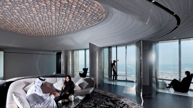 Burj Khalifa 148 + Sky Views: Sky Lounge