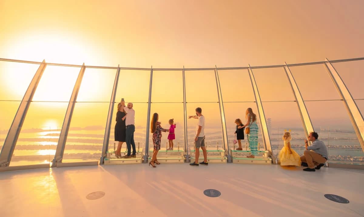 Dubai Crocodile Park + The View at The Palm (Non-Prime Hours) - clicktoguide