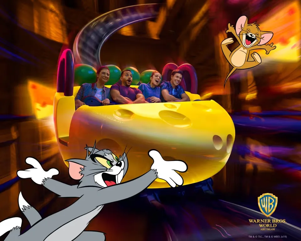 Abu Dhabi Desert Safari + Warner Bros with Free Shuttle - clicktoguide