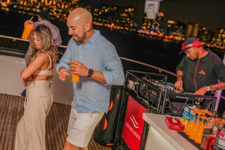 Elegant superyacht deck experience in Dubai